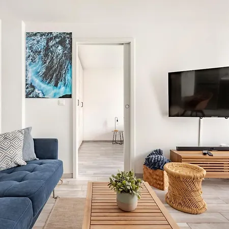 Cozy T2 1-bedroom With Vineyard View